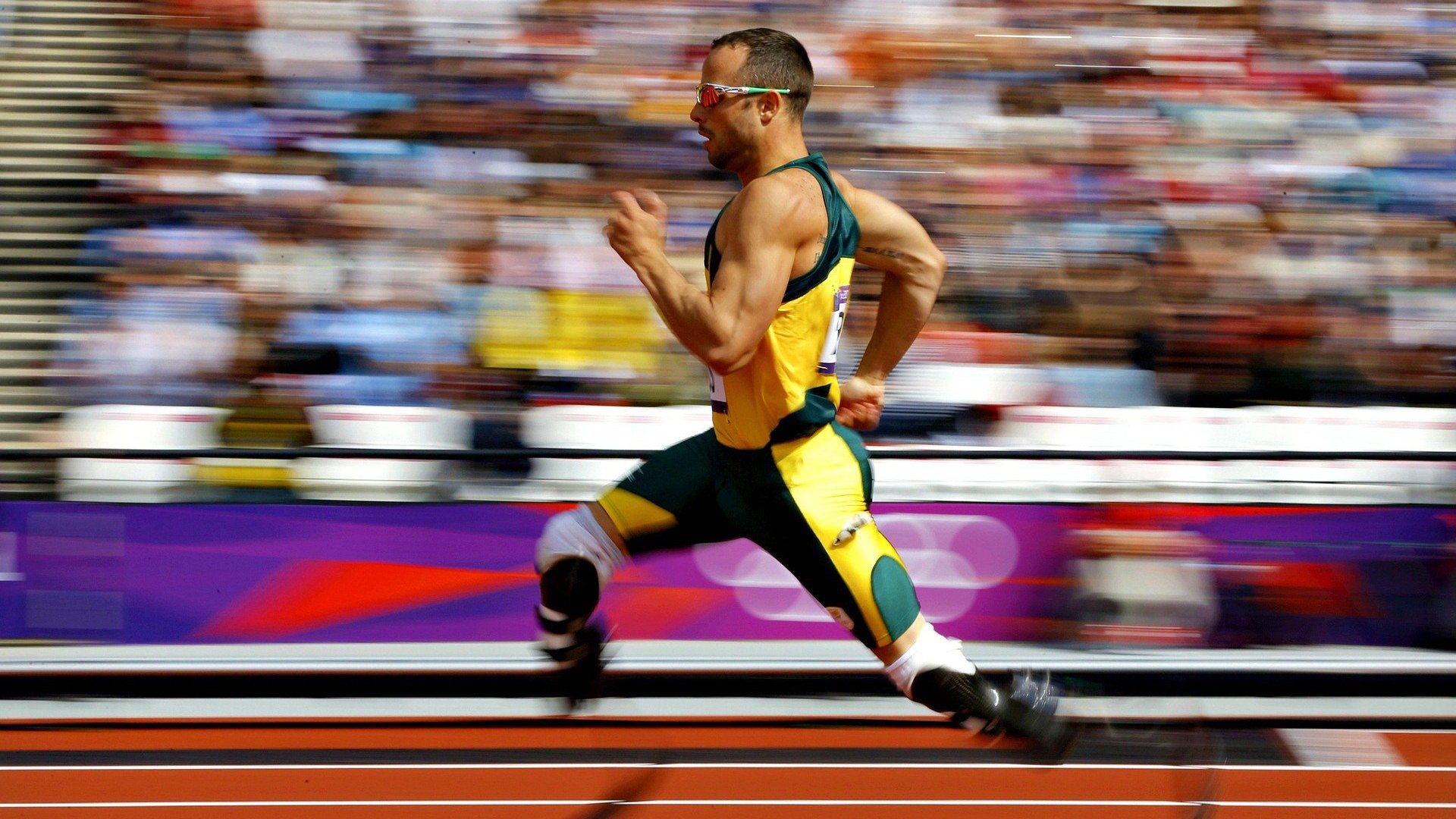 李刚仁关键节点连续得分，厄瓜多尔击败安哥拉