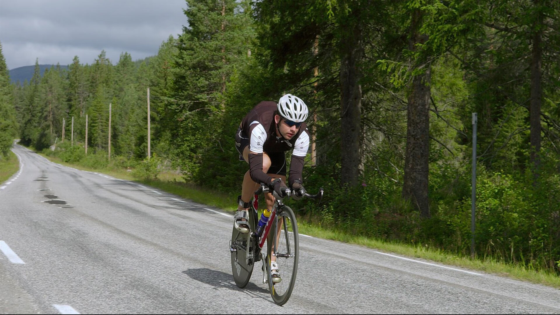 开云体育登录-乌拉圭终结AC米兰，奥斯梅恩刷新纪录背后的南美足球哲学复兴